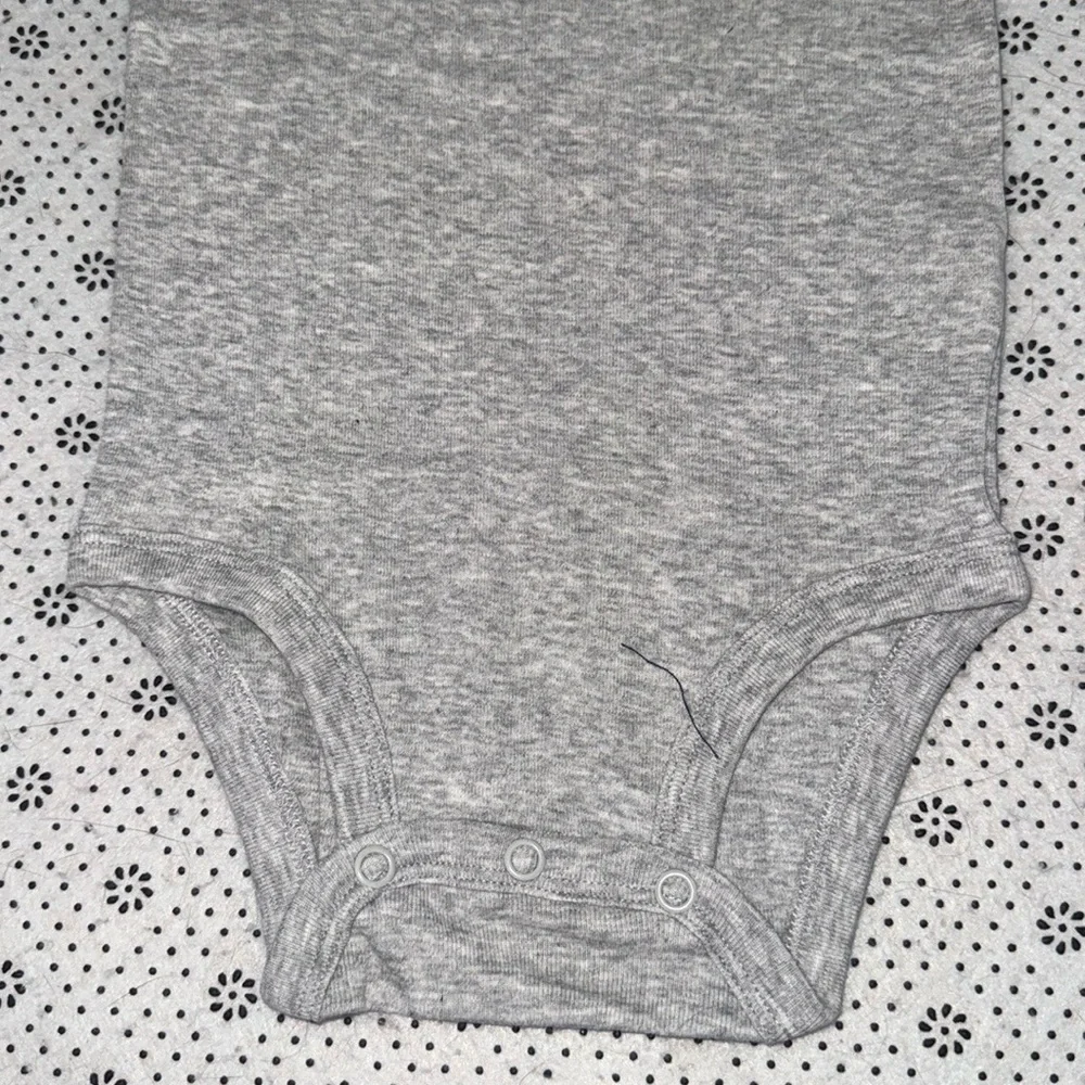 🛍NWT 🛍 CUTE LITTLE BABIES OUTFIT SIZE 18 MONTHS 🛍